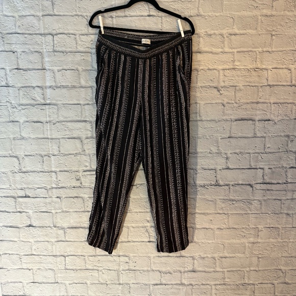 Jessica Simpson Pants - Picture 1 of 3